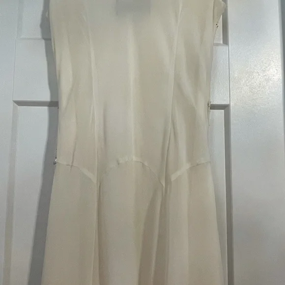 ALEX Evenings Ivory Beaded Sequin Accent Dress - Picture 9 of 13